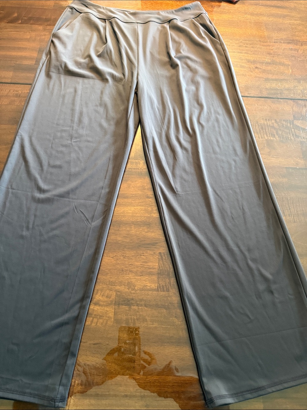 Comfort Stretch Wide-Leg Joggers in Black for Women